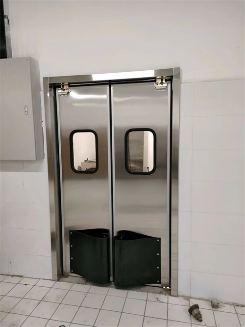 武汉不锈钢自由门:钢铁之躯守护江城繁华